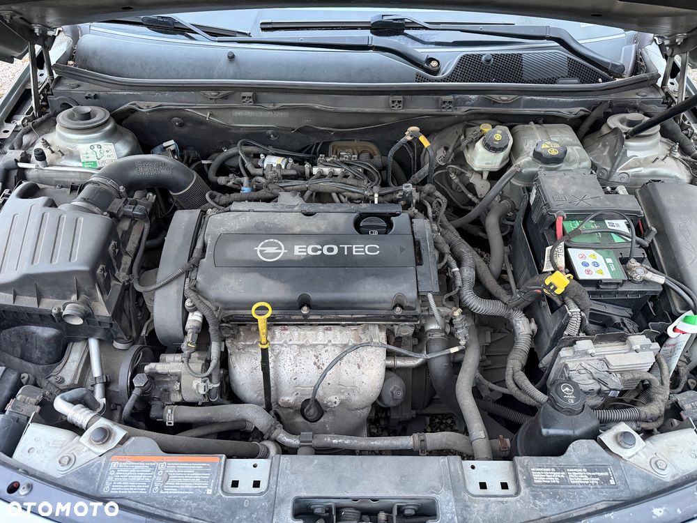 Opel Insignia 1.8 - 16