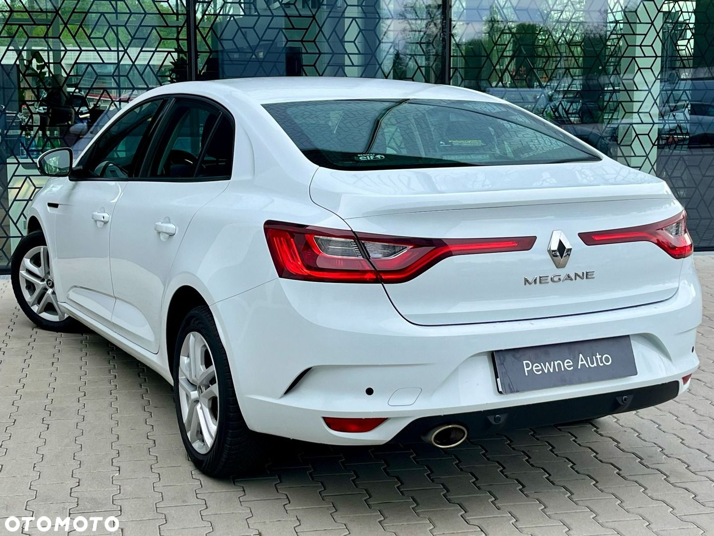 Renault Megane 1.3 TCe FAP Limited - 10