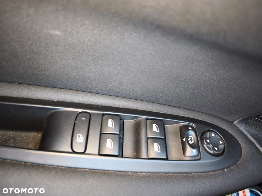 Citroën C4 PureTech 130 Stop & Start EAT6 Shine - 10