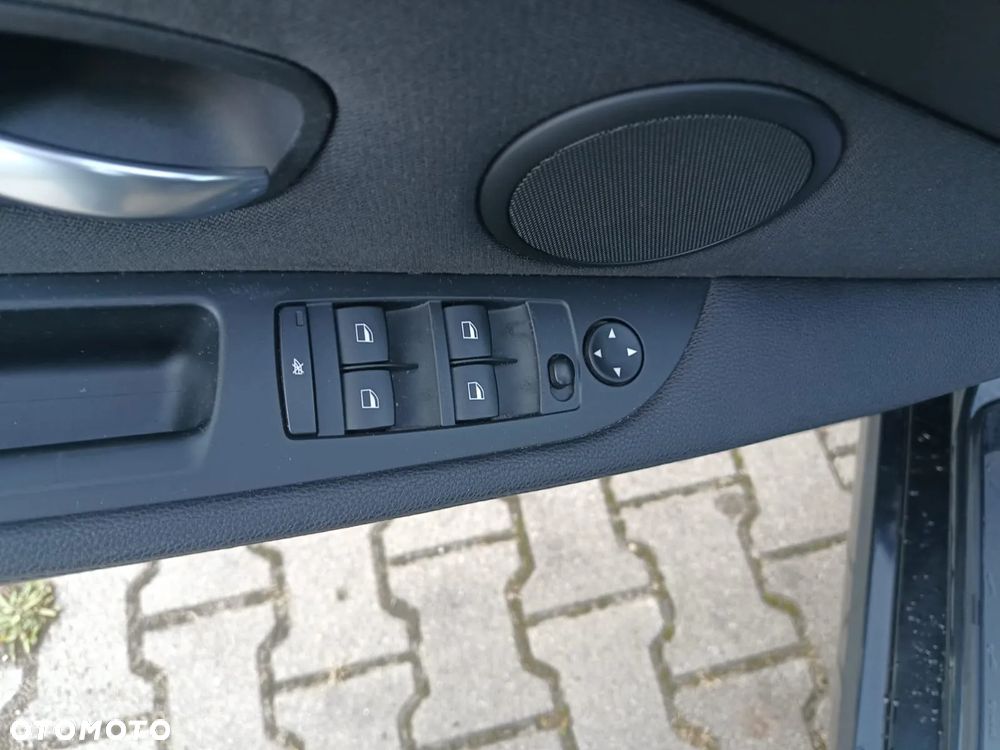 BMW Seria 5 520i - 18