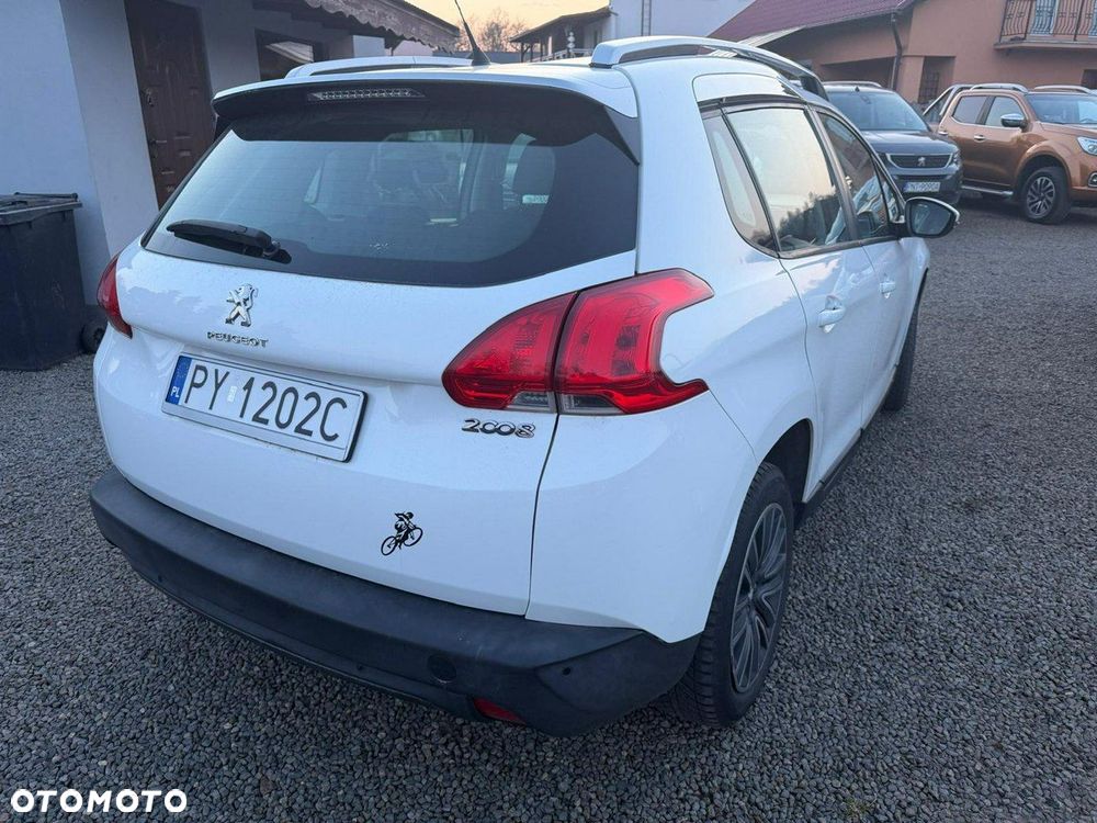 Peugeot 2008 - 12