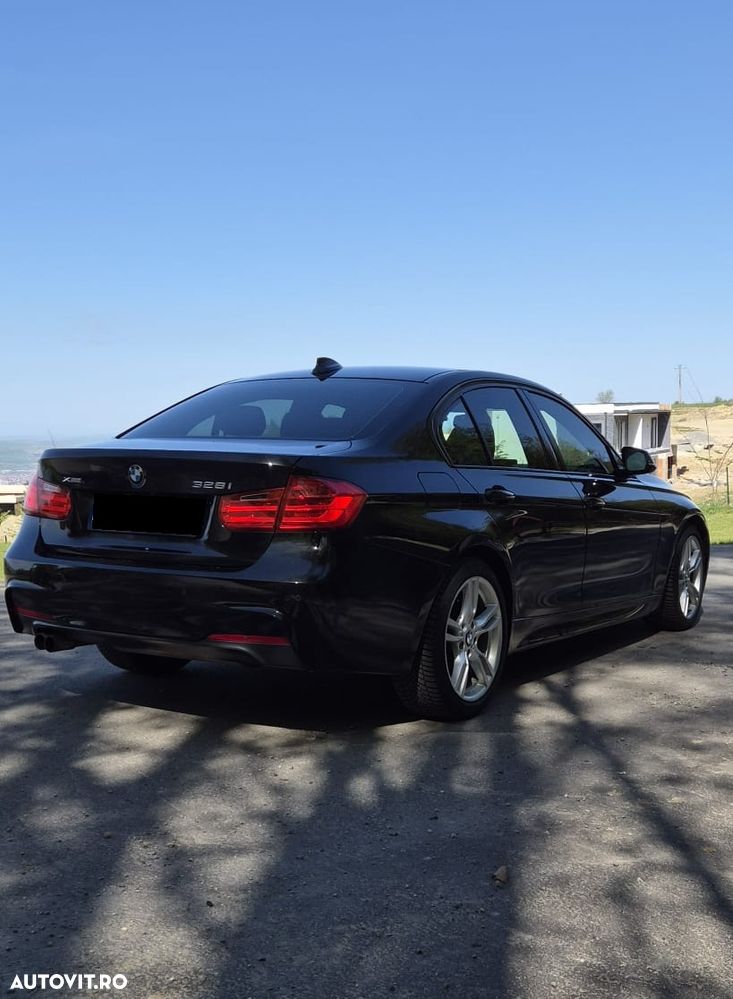 BMW Seria 3 328i xDrive AT M Sport - 3