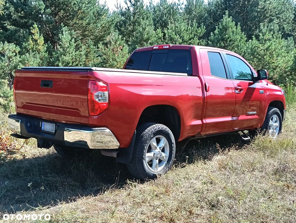 Toyota Tundra 5.7 4x4 Double Cab SR5 - 24