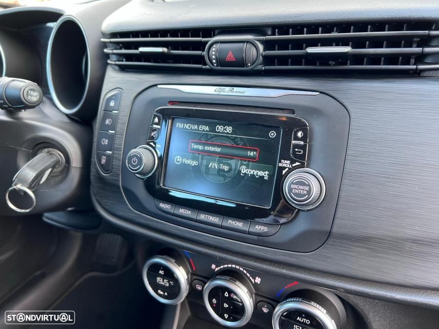 Alfa Romeo Giulietta 1.6 JTDM Distinctive 57X - 18