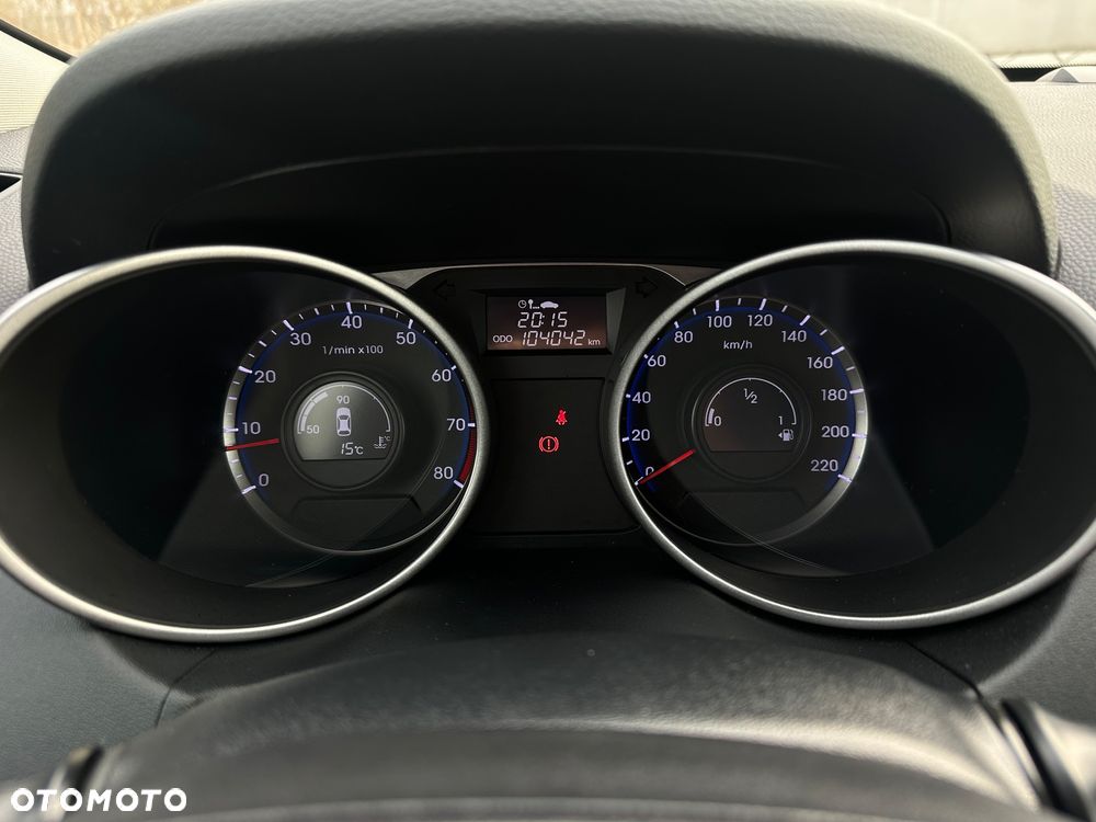 Hyundai ix35 1.6 2WD Fifa World Cup Edition - 11