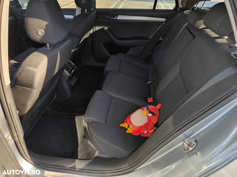 Skoda Superb 1.6 TDI Ambition - 9