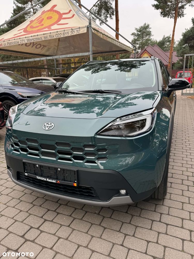 Toyota Yaris - 1