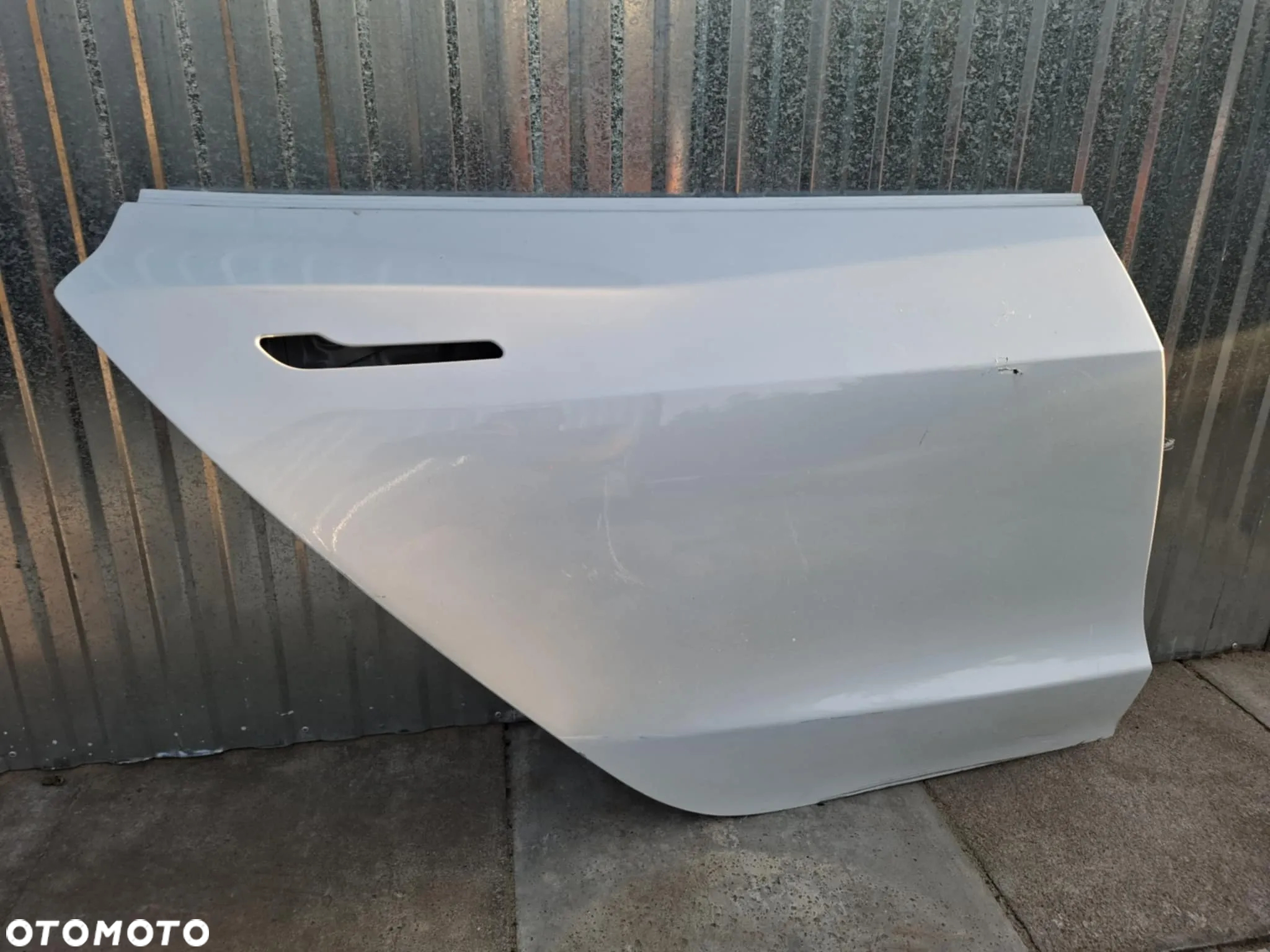 DRZWI PRAWE TYLNE TYŁ TESLA III 3 - 4