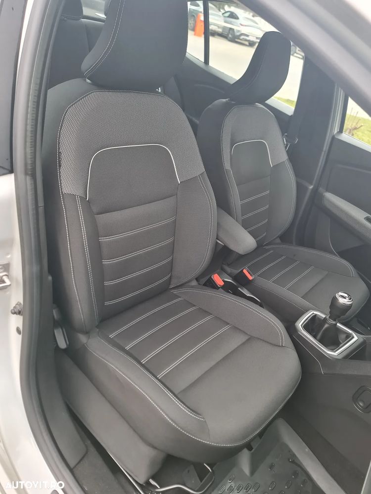 Dacia Logan TCe 90 MT6 Comfort - 27