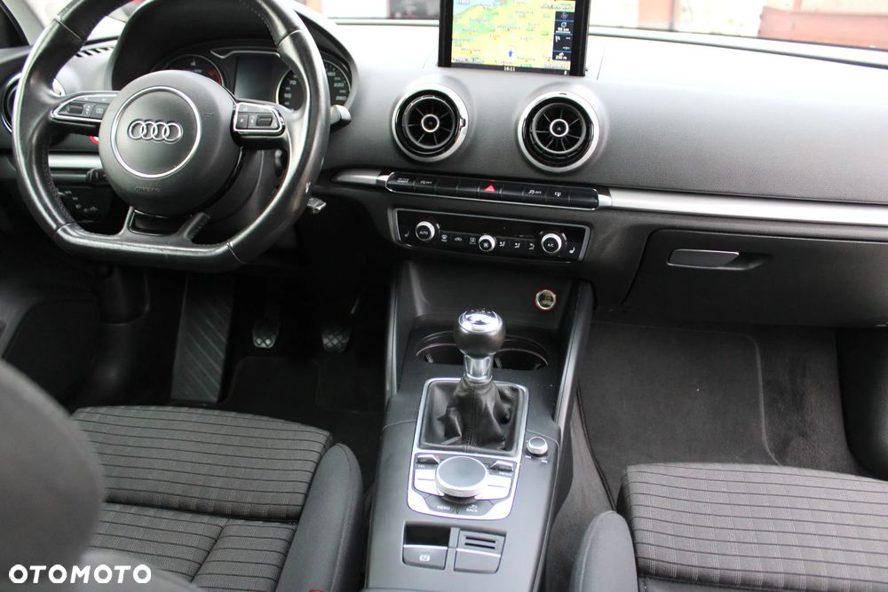 Audi A3 Sportback 2.0 TDI - 8