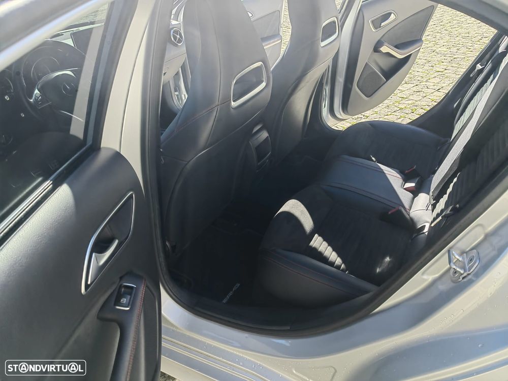 Mercedes-Benz A 180 CDI AMG Line - 10