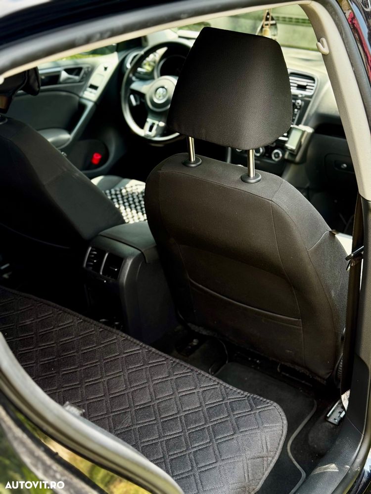 VOLKSWAGEN Golf 2010 — imagine 14