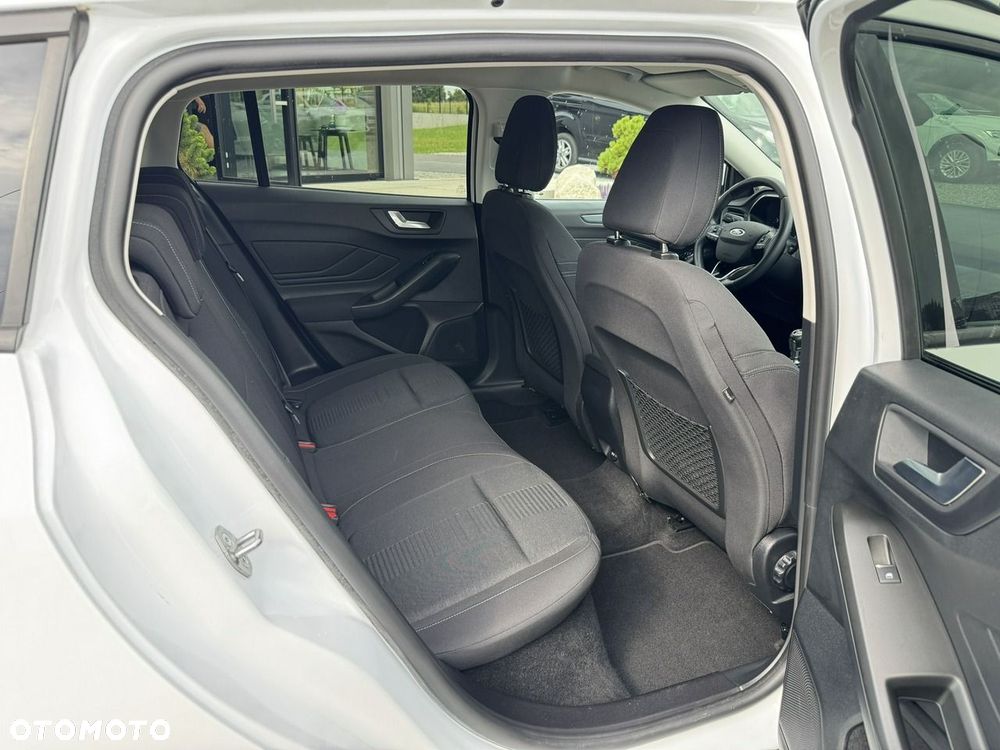 Ford Focus - 17