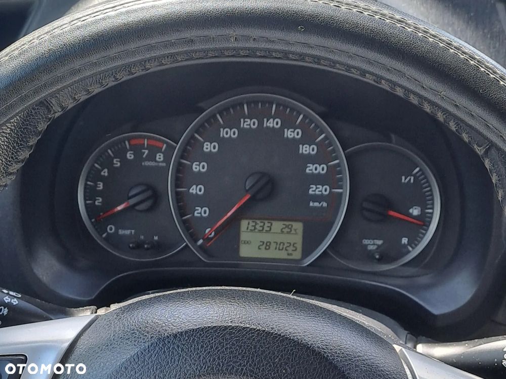 Toyota Yaris 1.0 Luna - 9