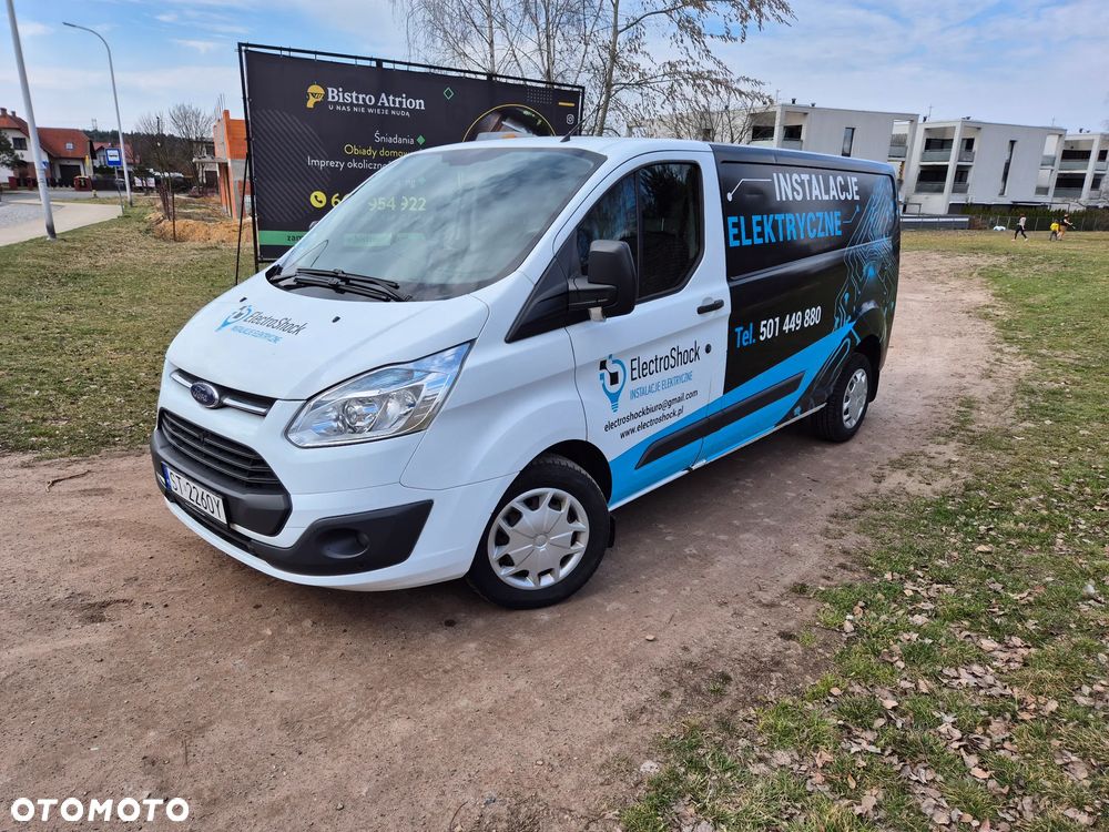 Ford TRANSIT CUSTOM - 3