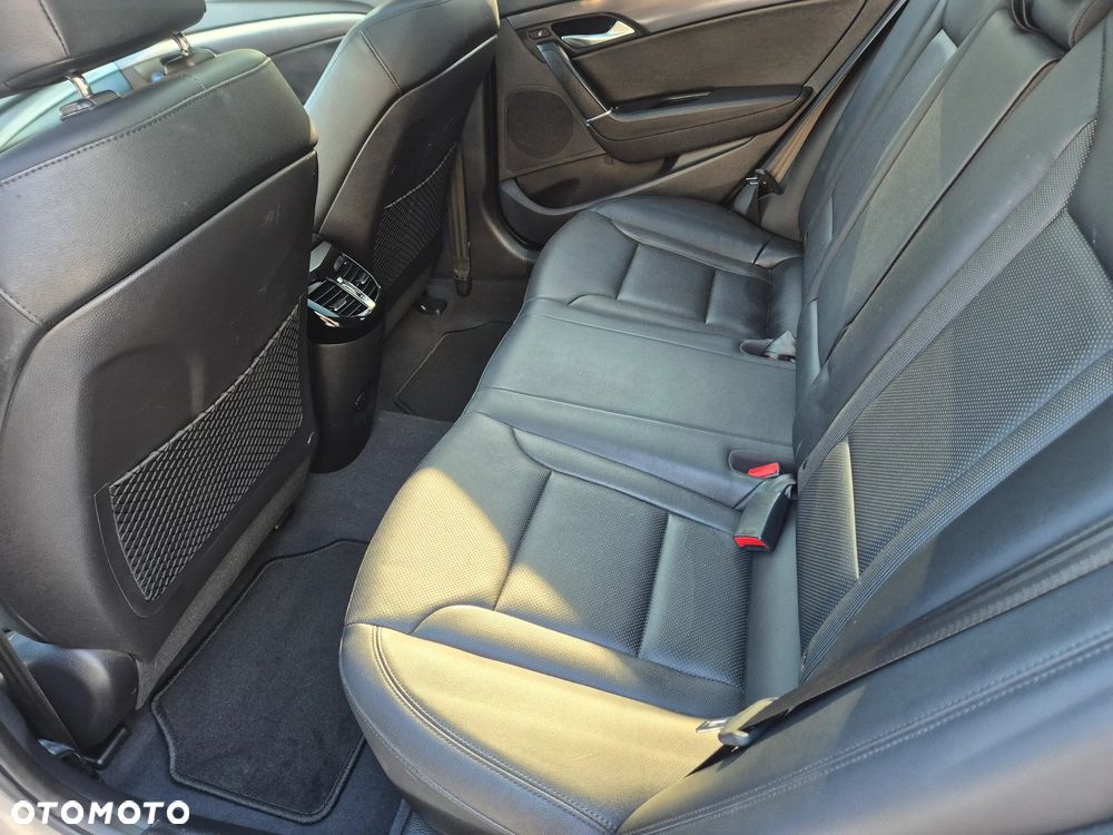 Hyundai i40 Kombi blue 1.7 CRDi DCT Premium - 30