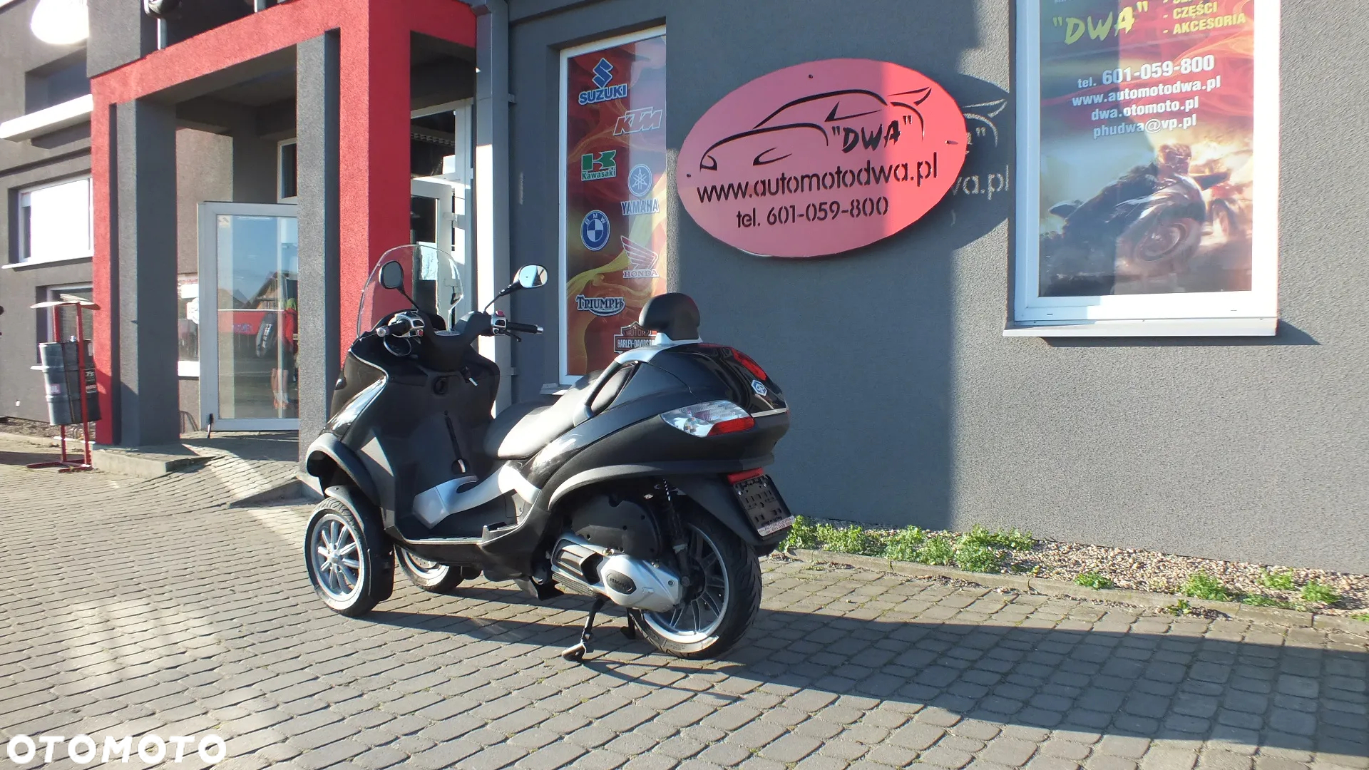 Piaggio MP-3 - 7