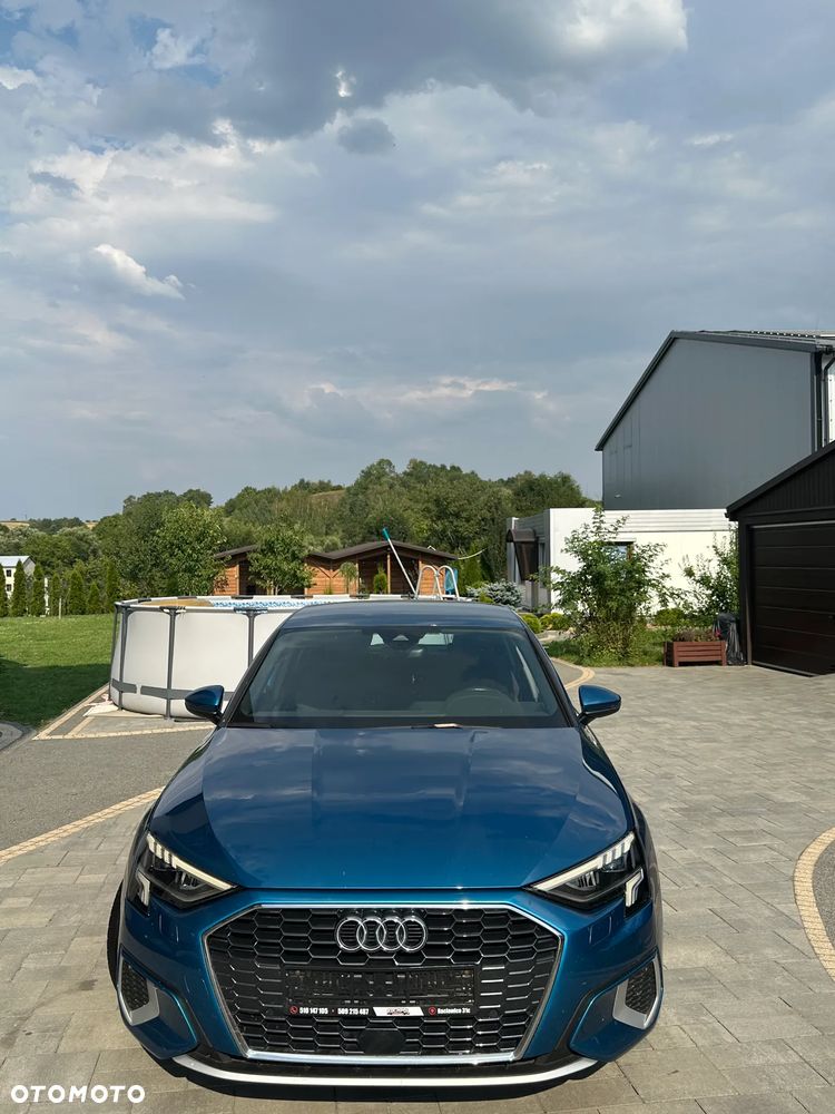 Audi A3 Sportback 35 TFSI cylinder on demand S tronic design - 3