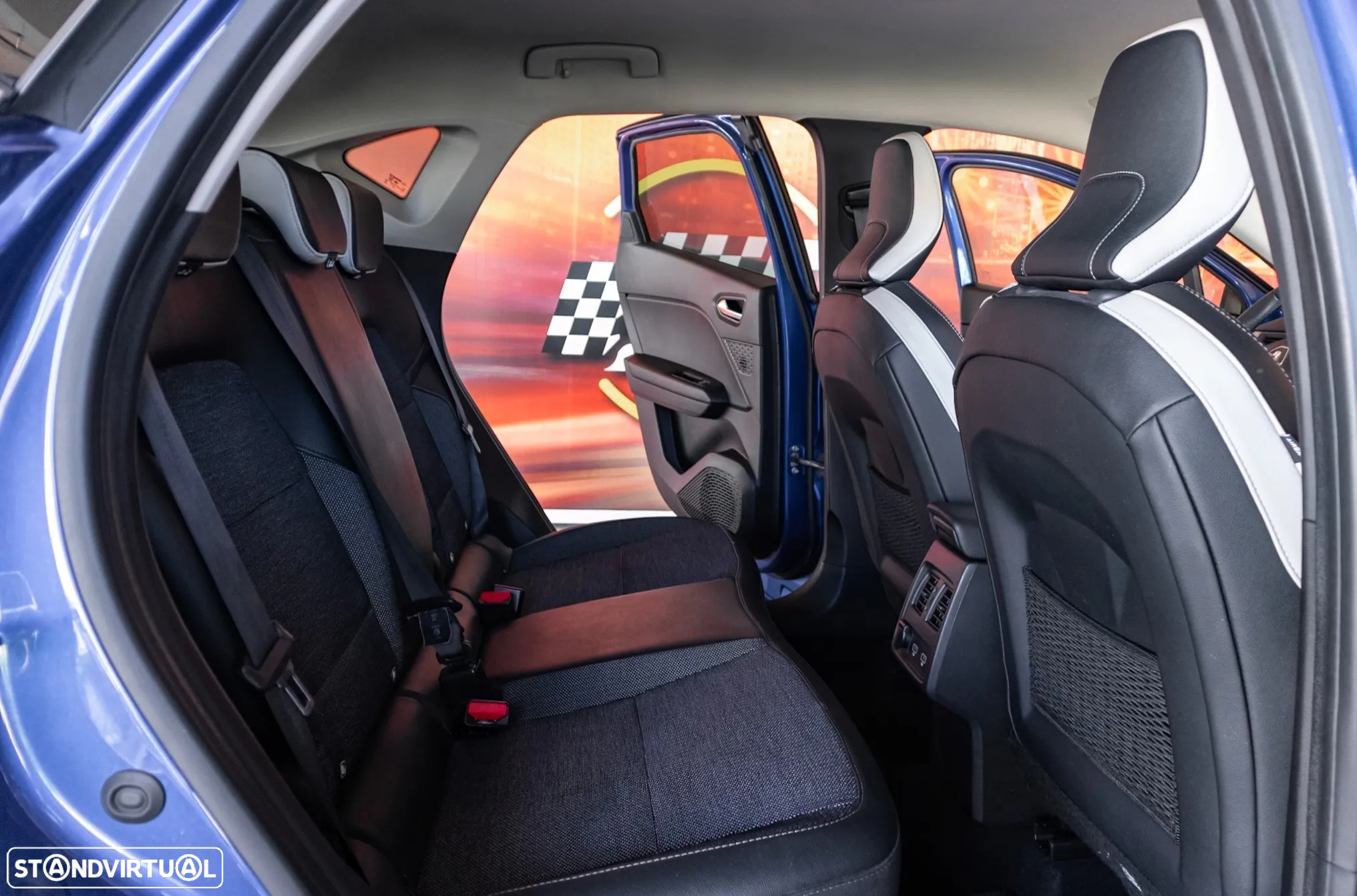 Renault Captur 1.0 TCe Exclusive - 24