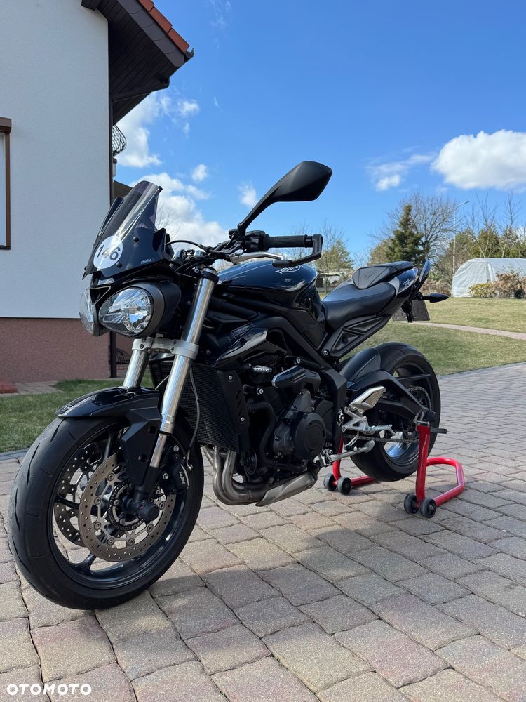 Triumph Street Triple - 7