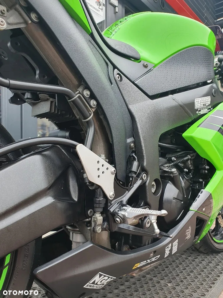 Kawasaki Ninja - 29