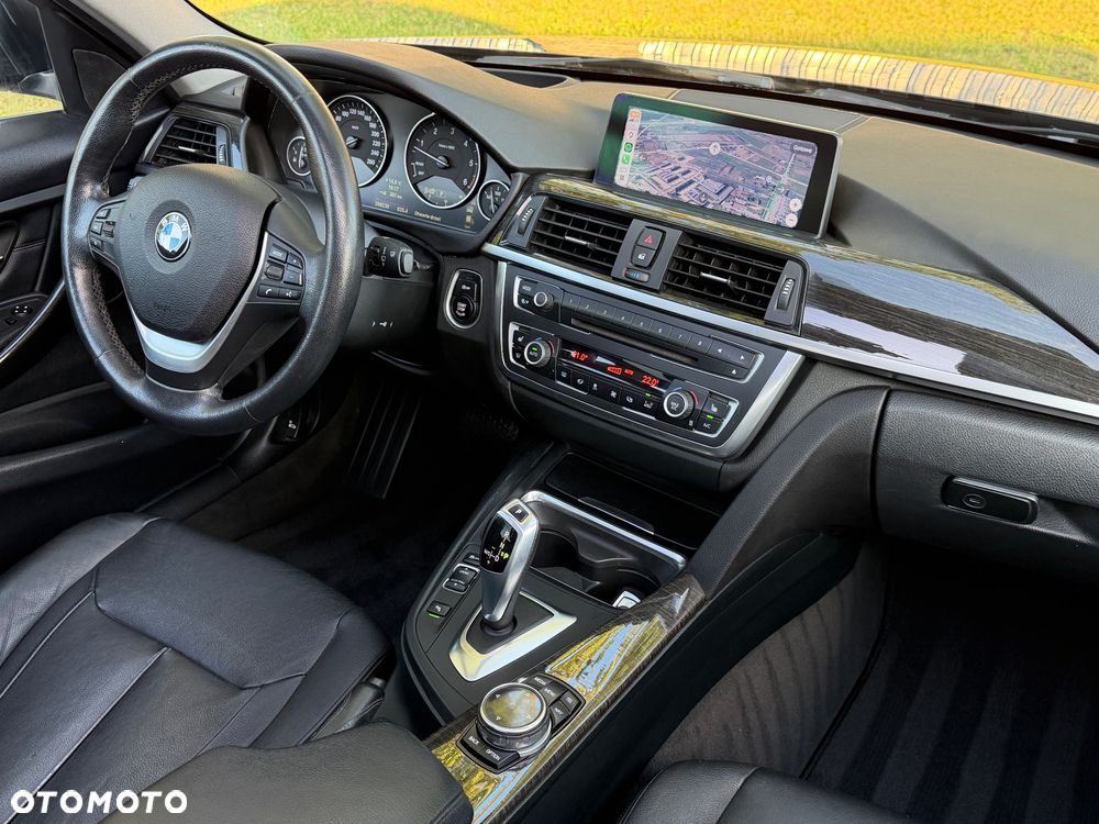 BMW Seria 3 330d Sport-Aut Luxury Line - 26