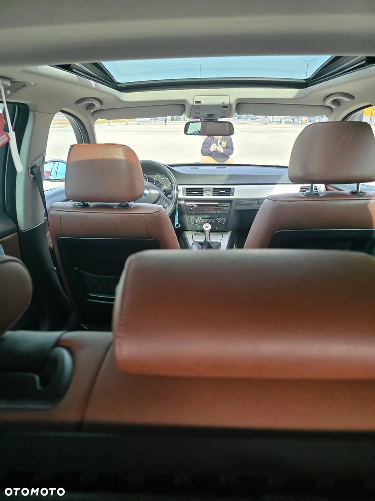 BMW Seria 3 330xd - 21