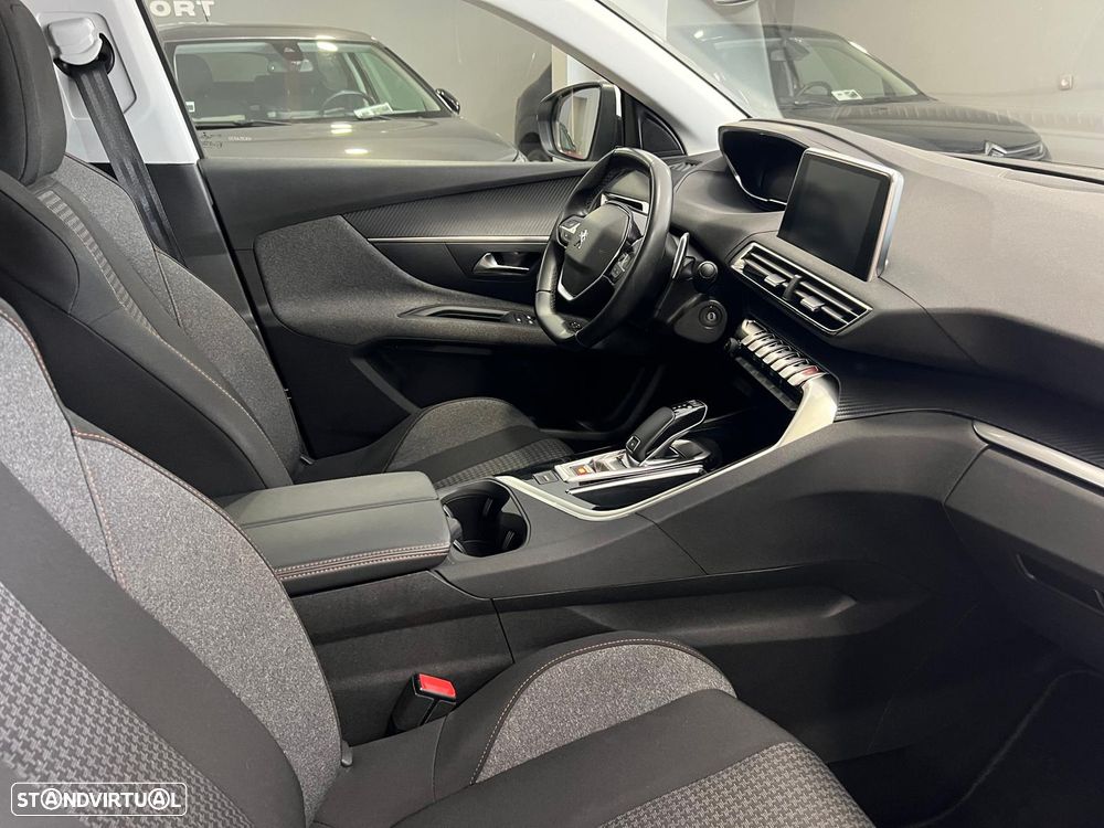 Peugeot 3008 PureTech 130 Stop & Start GPF EAT8 Active Pack - 25
