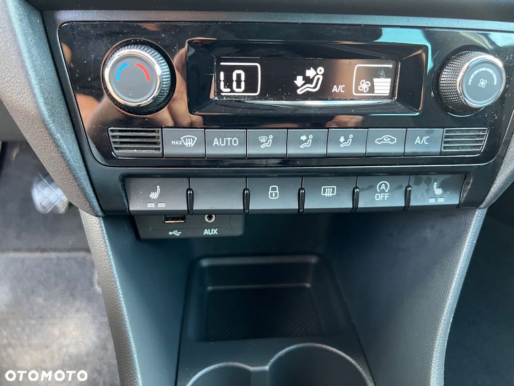 Skoda RAPID 1.2 TSI Green tec Edition - 20