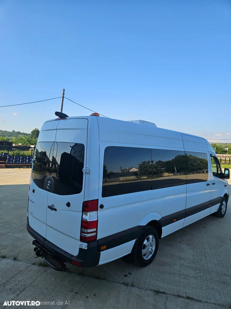 Mercedes-Benz Sprinter - 14