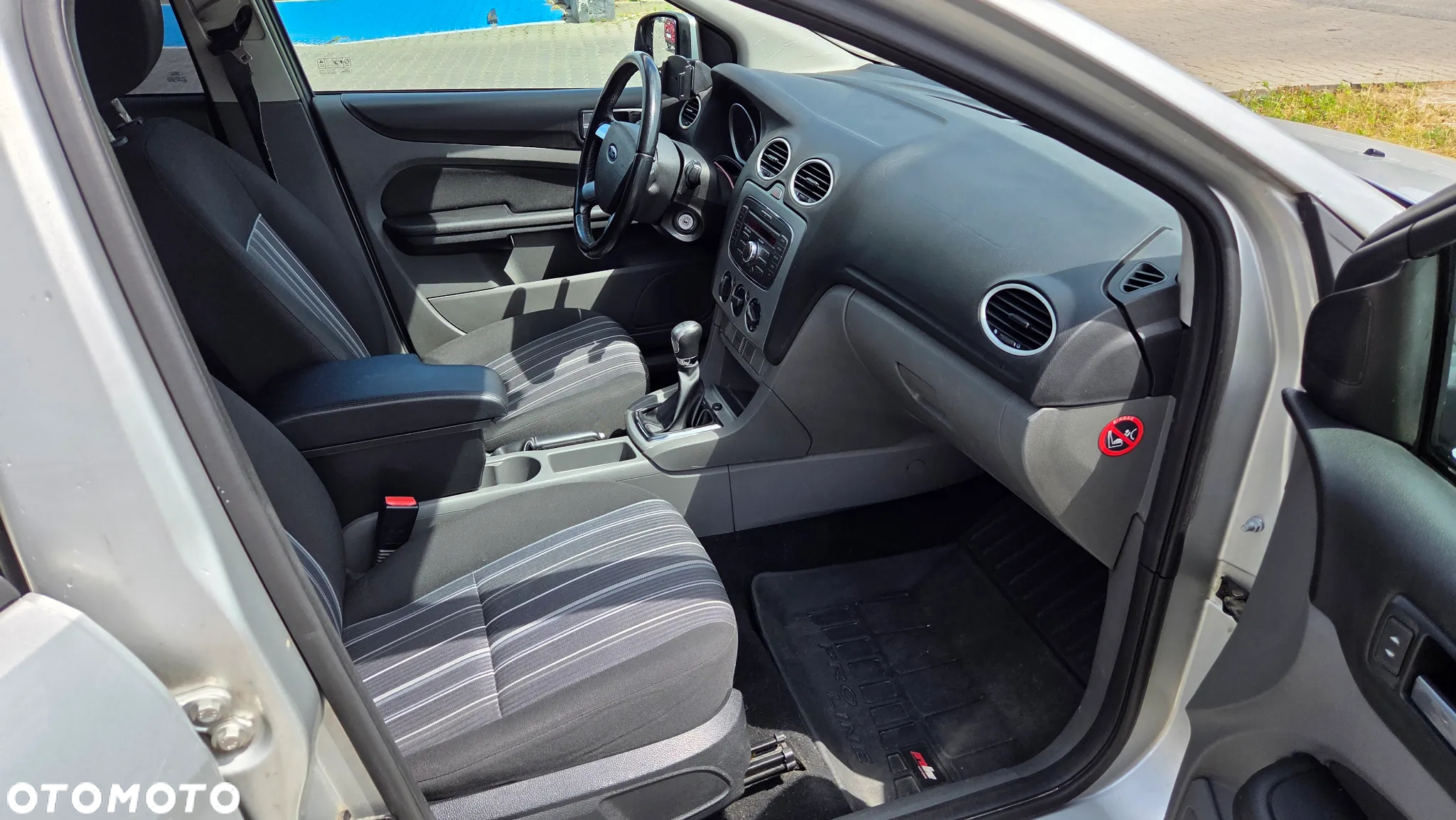 Ford Focus 1.6 Trend EU5 - 7