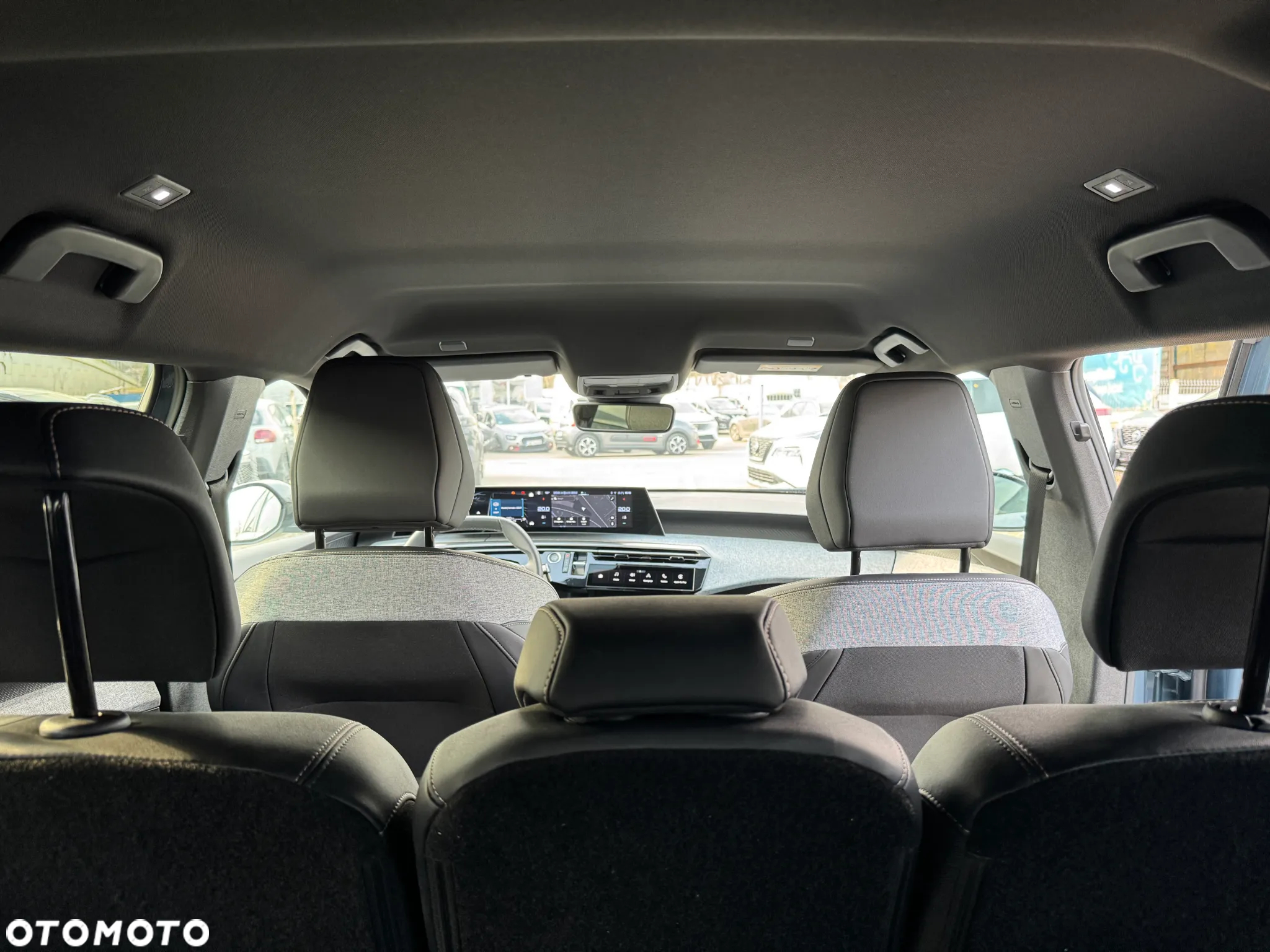 Peugeot 5008 1.2 PureTech mHEV Allure S&S e-DCS6 - 20