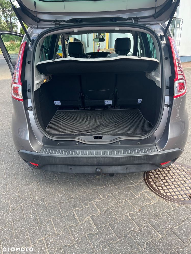 Renault Scenic 1.9 dCi Bose Edition - 9