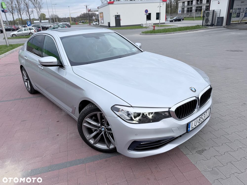 BMW Seria 5 530i xDrive Sport Line - 13