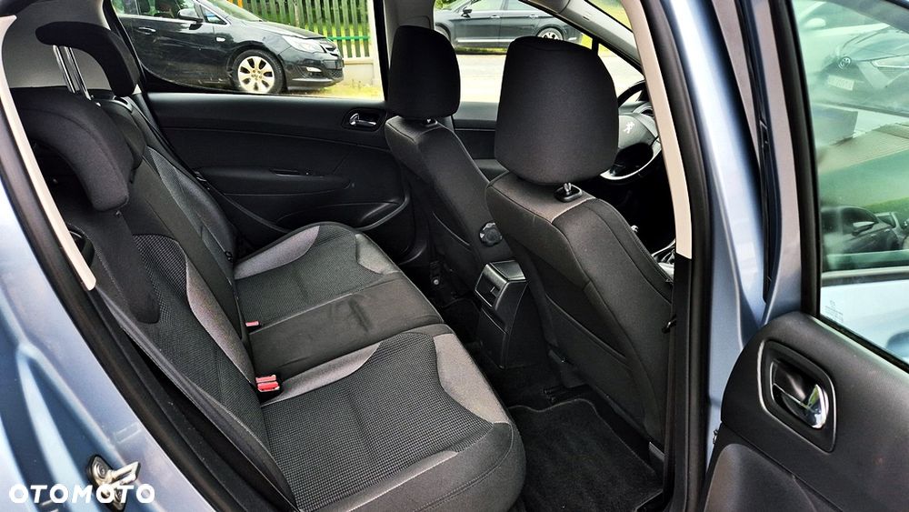 Peugeot 308 1.6 Premium - 29