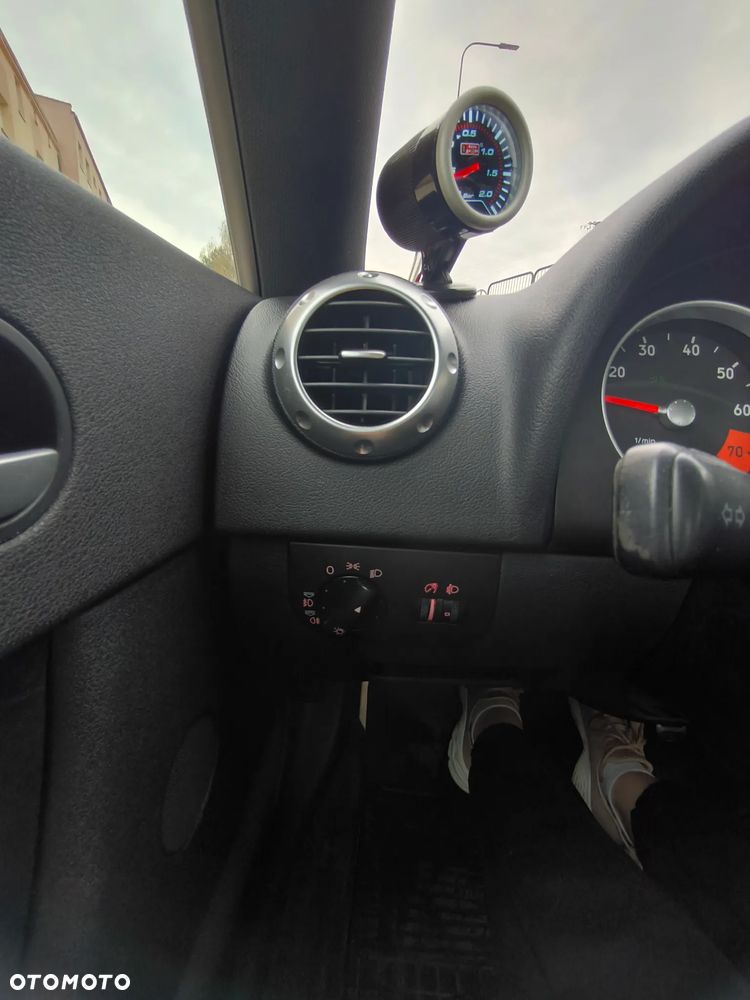 Audi TT Coupé 1.8T - 9