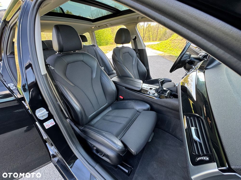 BMW Seria 5 - 25