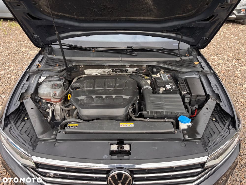 Volkswagen Passat 2.0 TSI Elegance DSG - 25