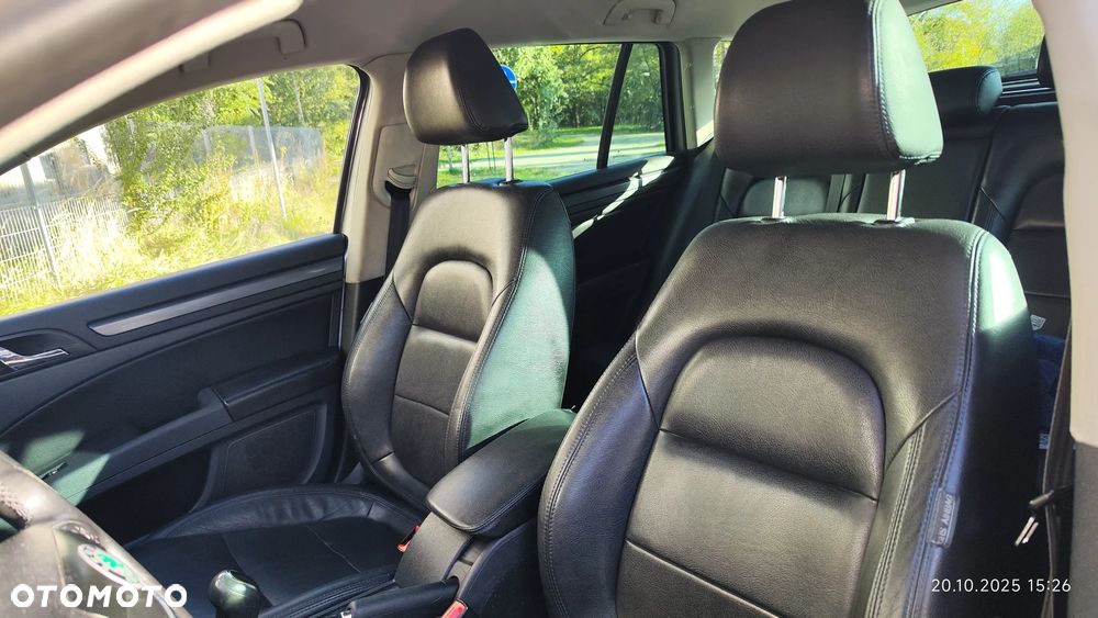 Skoda Superb Combi 2.0 TDI Ambition - 13