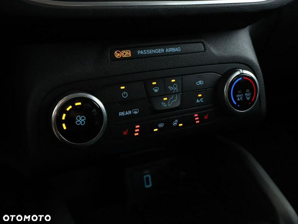 Ford Focus 2.0 EcoBlue Active - 28