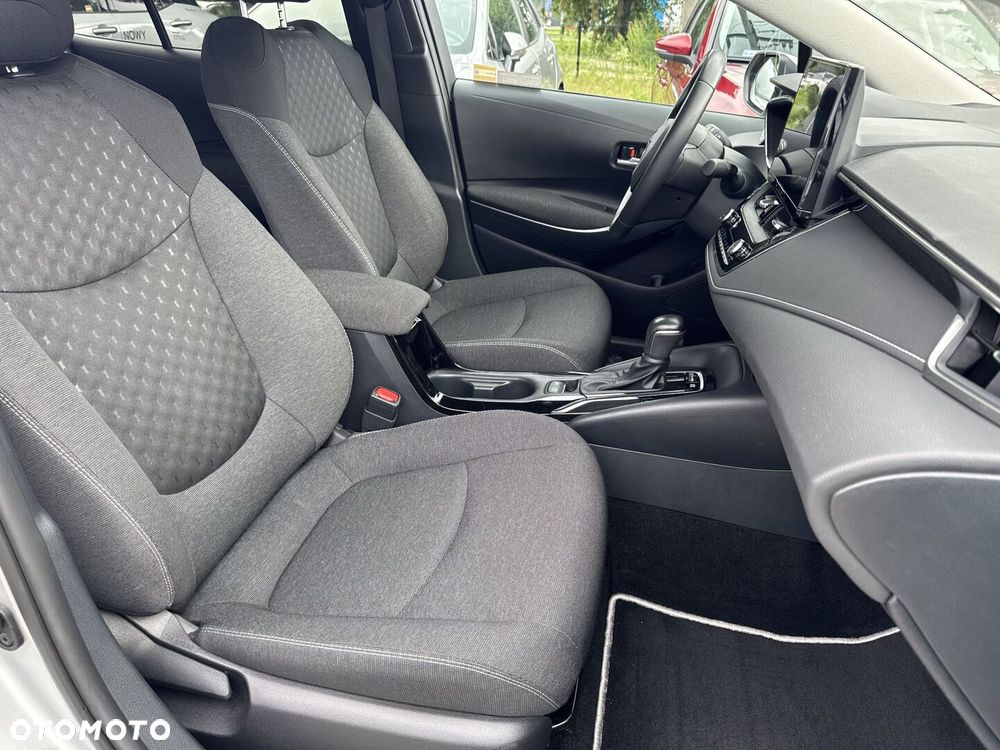 Toyota Corolla 1.8 Hybrid Style - 12