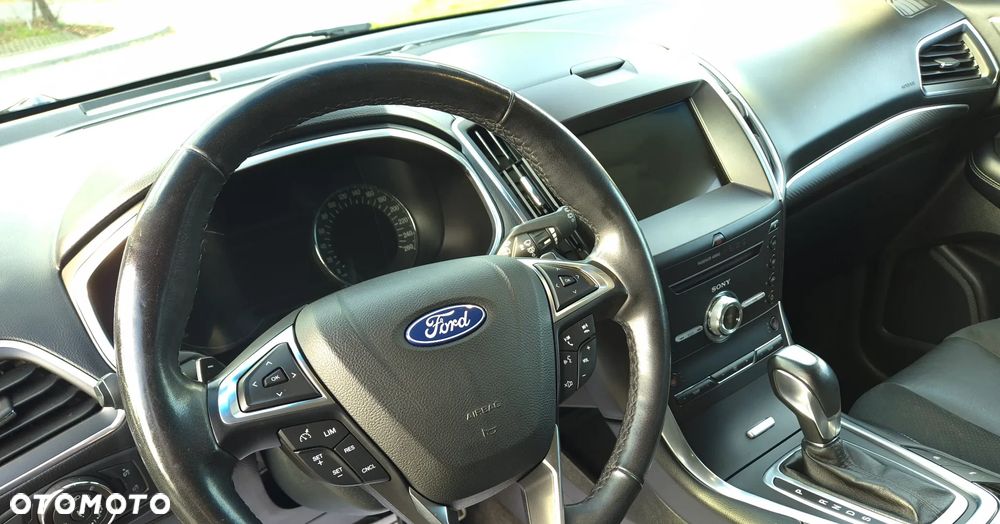 Ford Edge 2.0 TDCi Twin-Turbo 4WD ST-Line - 12