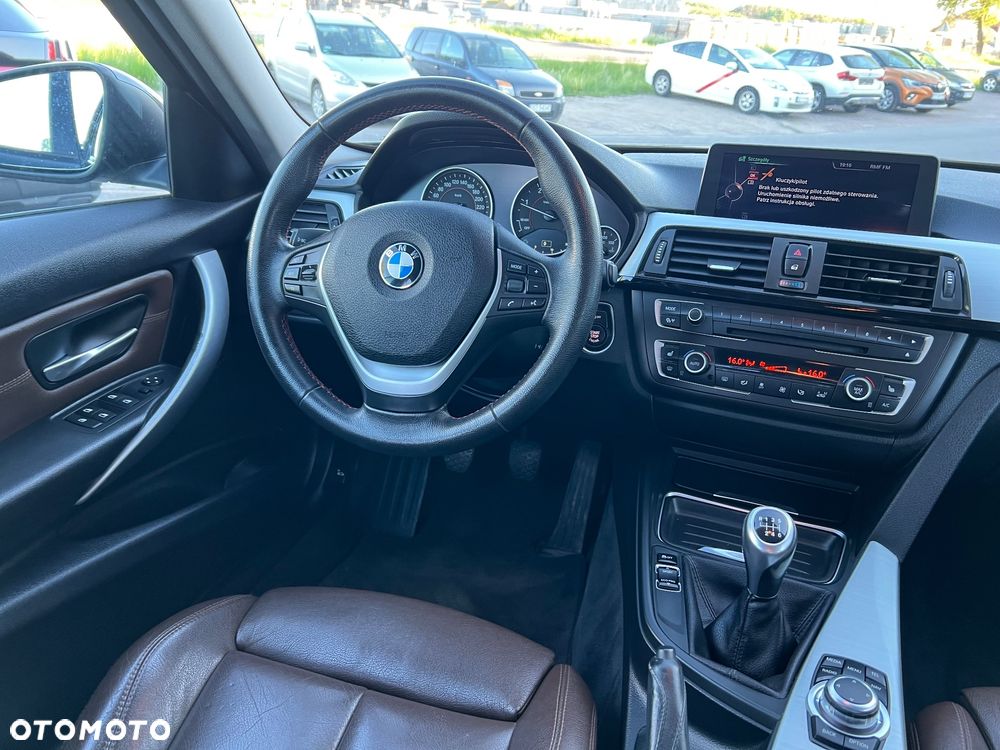 BMW Seria 3 318d Luxury Line - 20
