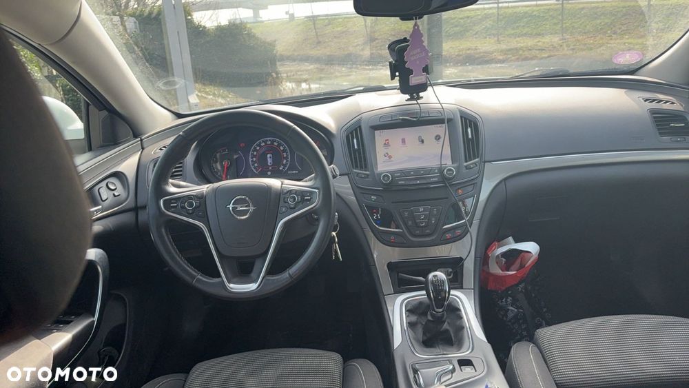 Opel Insignia 1.6 T Edition S&S - 11