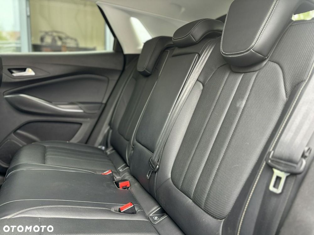 Opel Grandland X - 18