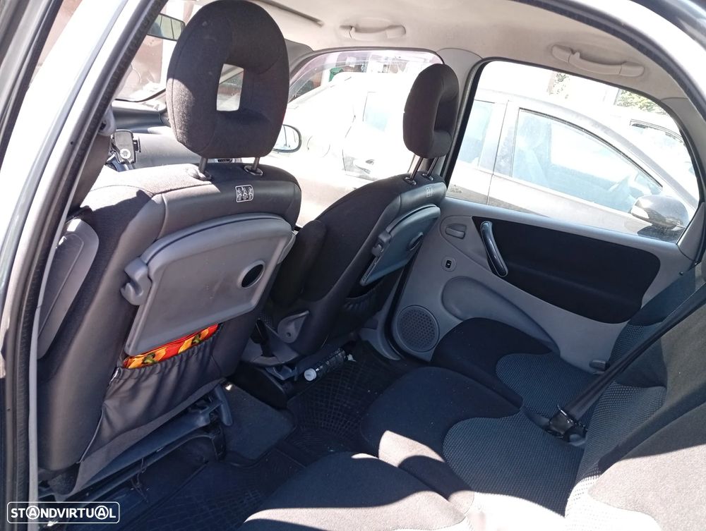 Citroën C4 Picasso 1.6 HDi - 10