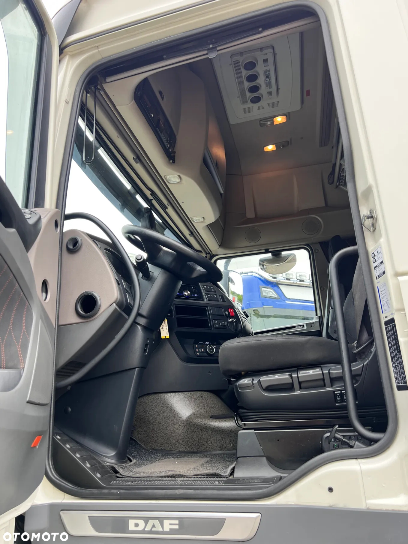 DAF XF 530 z Niemiec retarder idealny standard 2019 SSC - 14