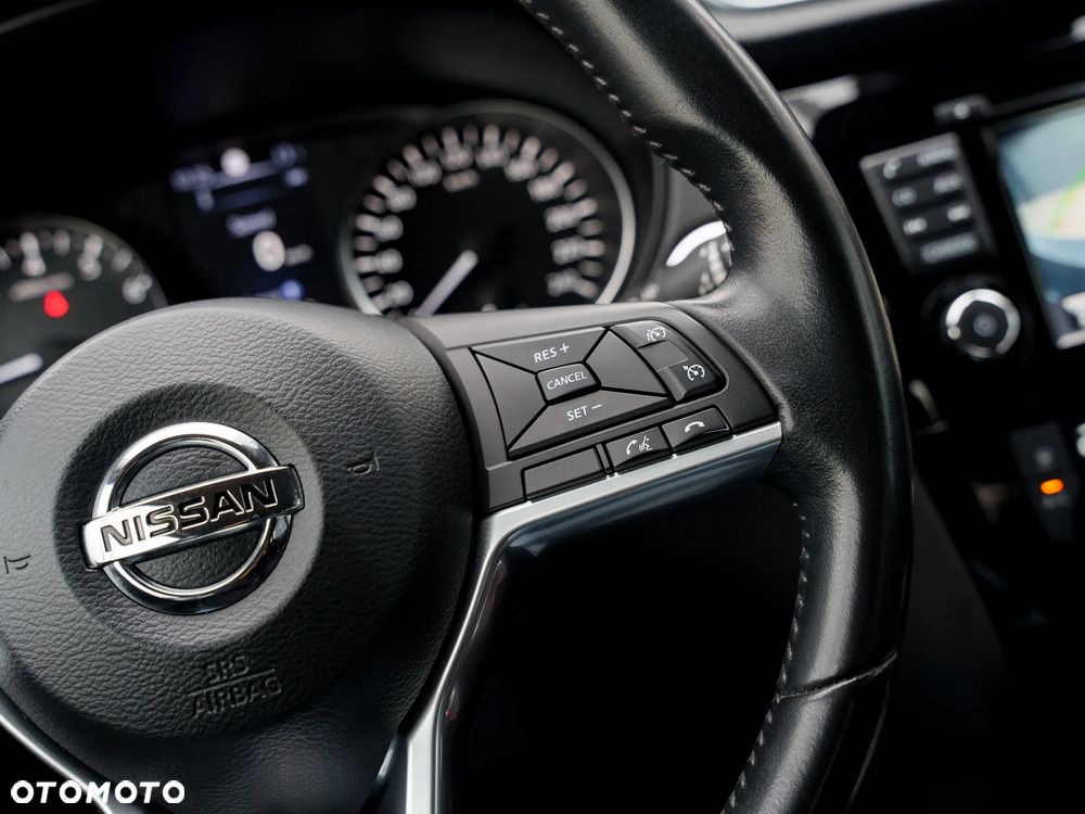 Nissan Qashqai 1.2 DIG-T N-Connecta Xtronic - 34