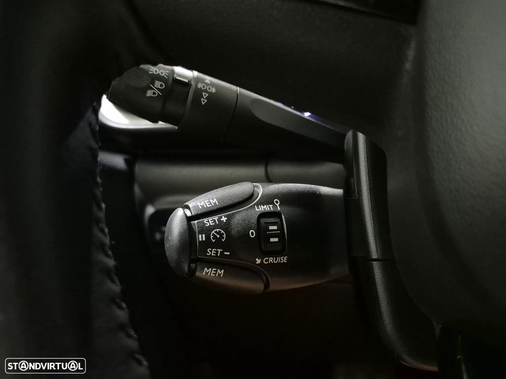 Citroën C3 Pure Tech Shine - 19