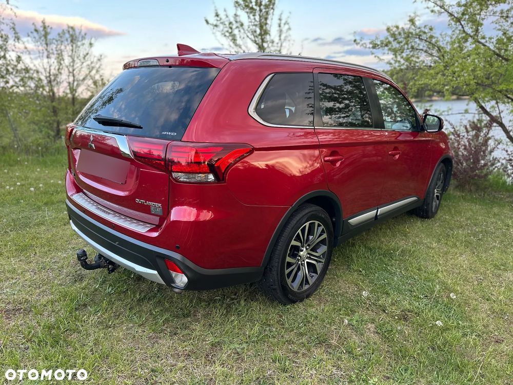 Mitsubishi Outlander 2.0 Intense 4WD CVT - 13